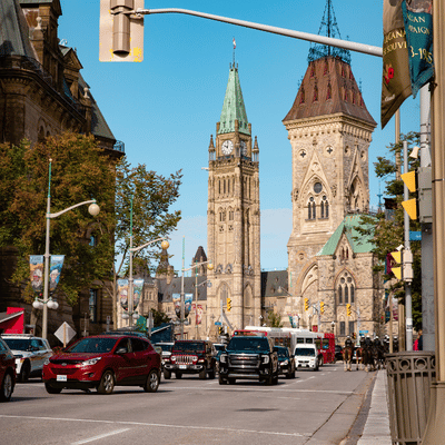 New Modern Kitchen for Executive Townhome for Sale in Avalon, Minto Communities in Orléans