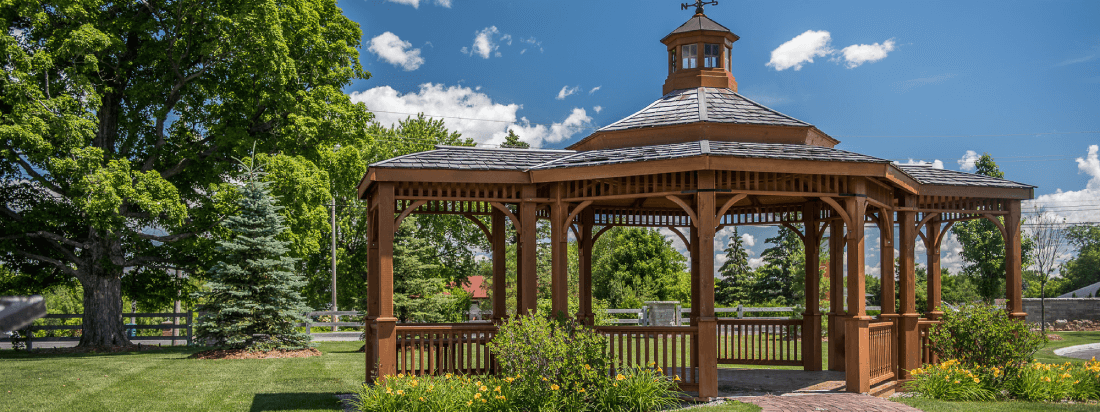 Gazebo in Mahogany, Manotick
