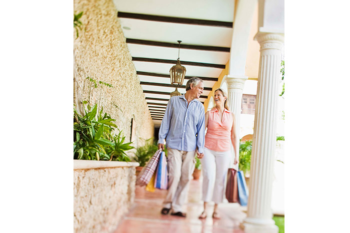 Minutes from premier shopping