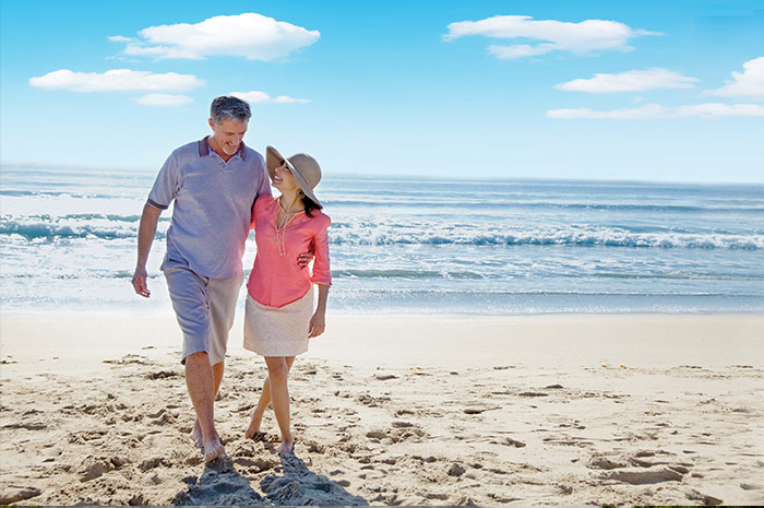 4 miles from Naples Beach