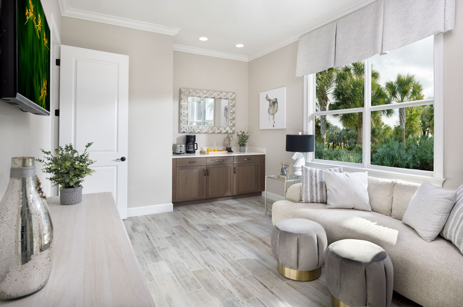 Kingfisher Grand Model Den