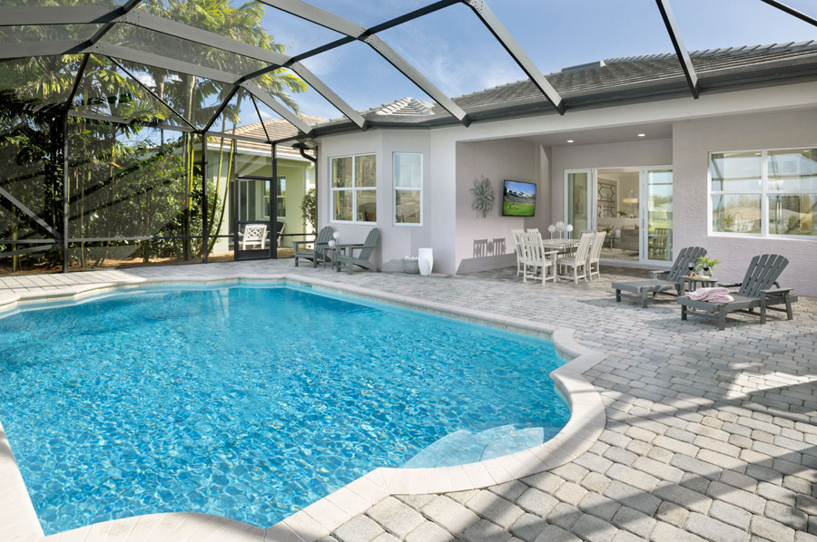 Persimmon Model Covered Lanai and Pool