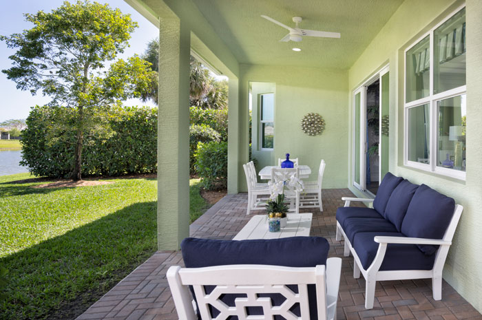 Schefflera Model Lanai