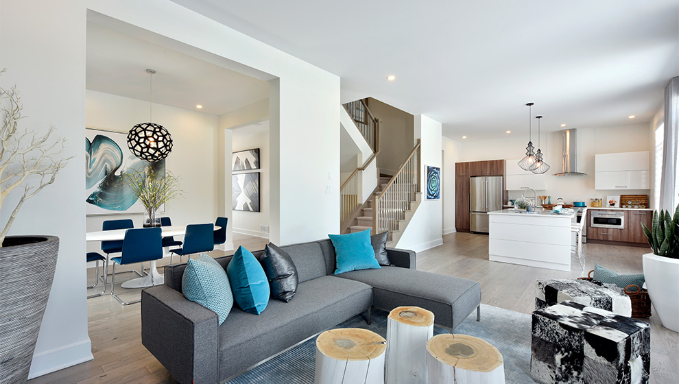 Spacious living area of a single family home in Ottawa. How to choose the Mahogany home that is right for you, Minto Communities.