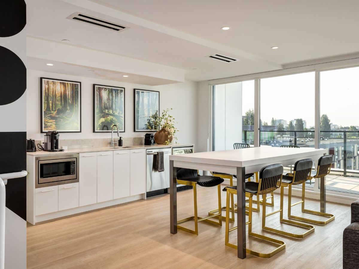 Three Bedroom Penthouse living room