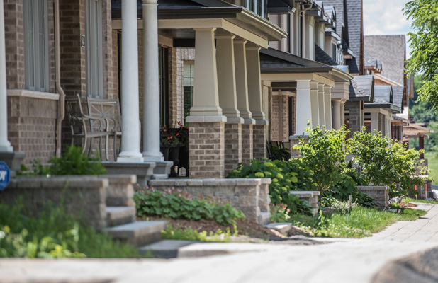 Outside view of Mahogany homes by Minto Communities. 9 Great Reason to Live in Manotick.