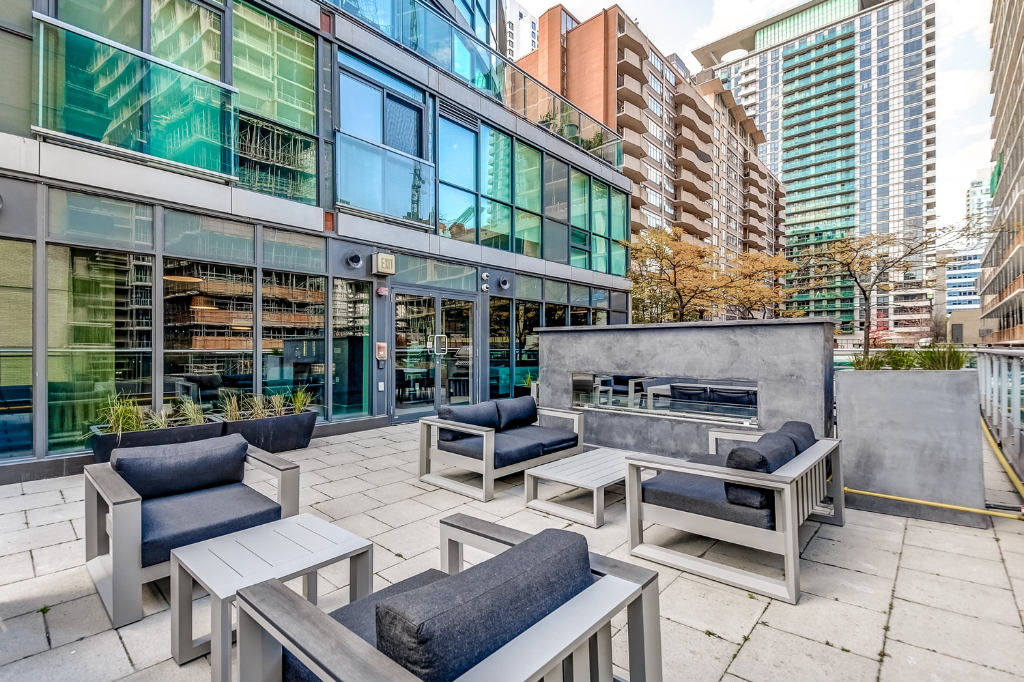 The ROE Apartments Yonge & Eglinton Boutique Rentals Minto Apartments