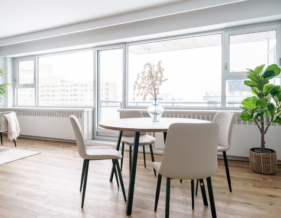 Le 4300 - 5 1/2 (3 Bedroom) 3