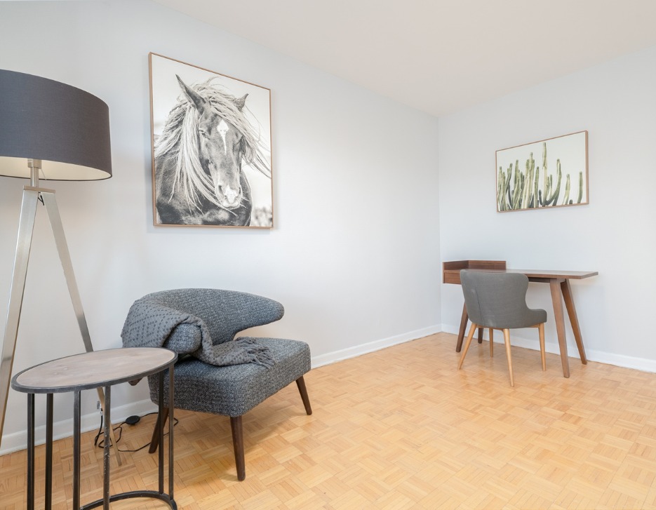 Le Hill-Park - 4 1/2 (2 Bedroom) 5