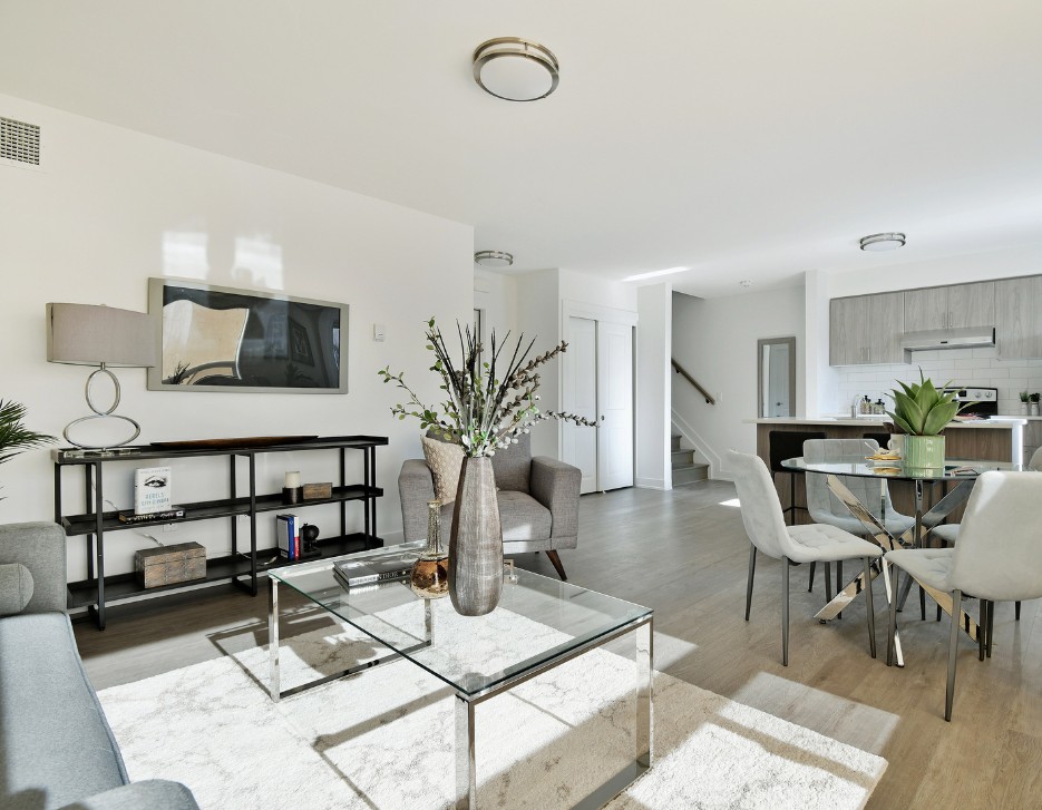 Skyline Stacked Townhomes - Two Bedroom Townhomes 3
