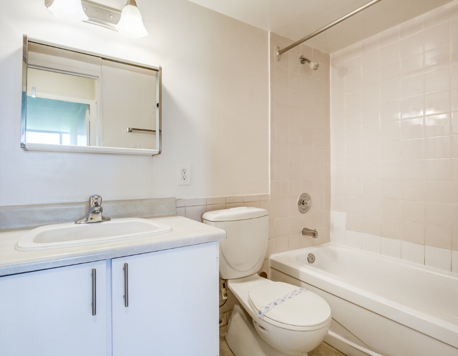 Richgrove Village - Two Bedroom Suites 5