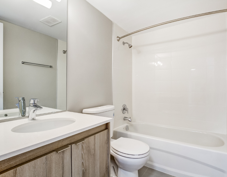The Towers at York Mills & Leslie - One Bedroom Suites 2