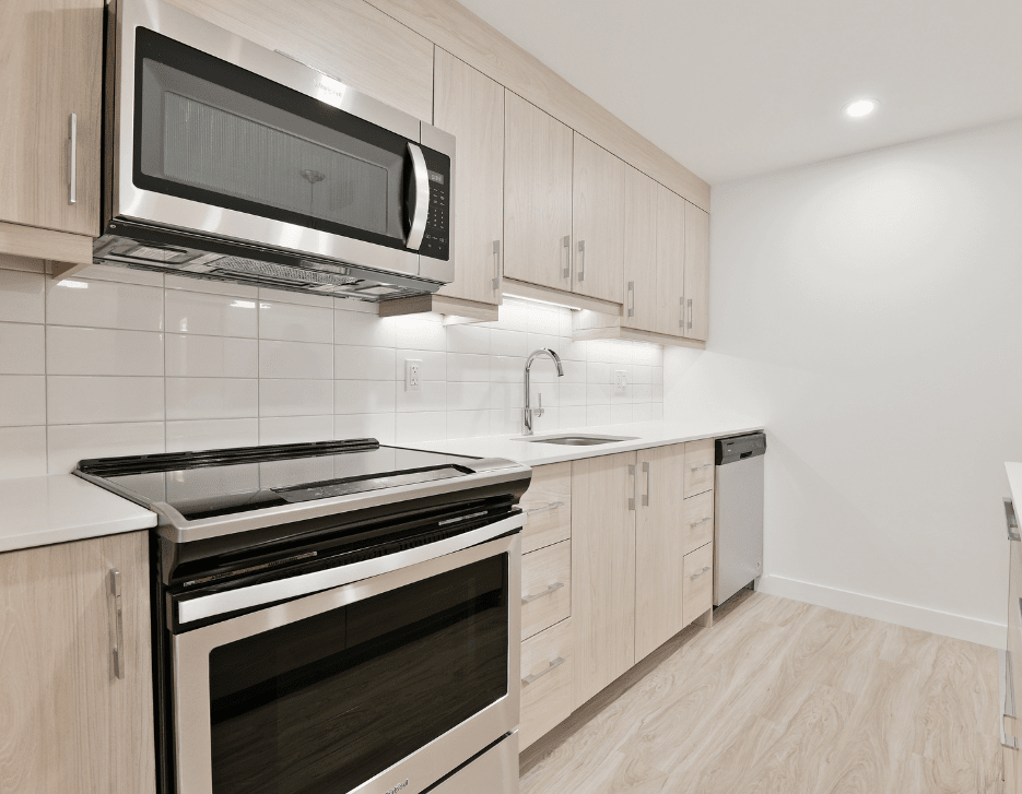 The Carlisle - One Bedroom Plus Den 3