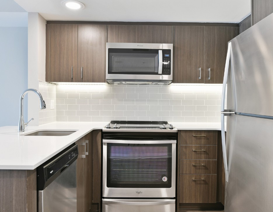 One80five - One Bedroom Suites 3