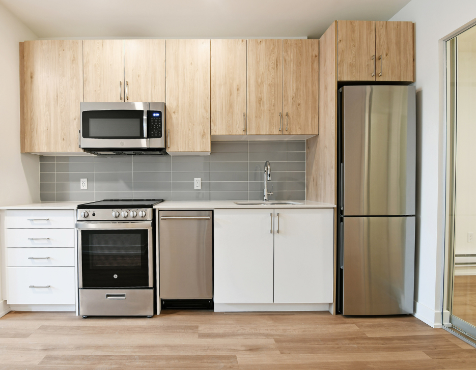 Fifth + Bank - One Bedroom Plus Den 2