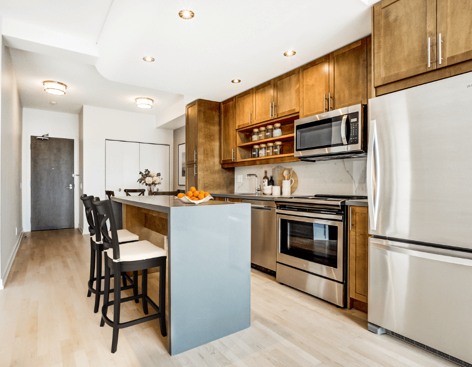 Minto Yorkville - One Bedroom Suites 5