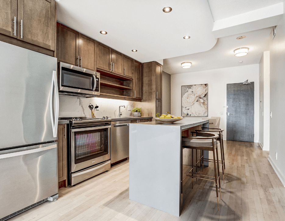 Minto Yorkville - One Bedroom Plus Den 5
