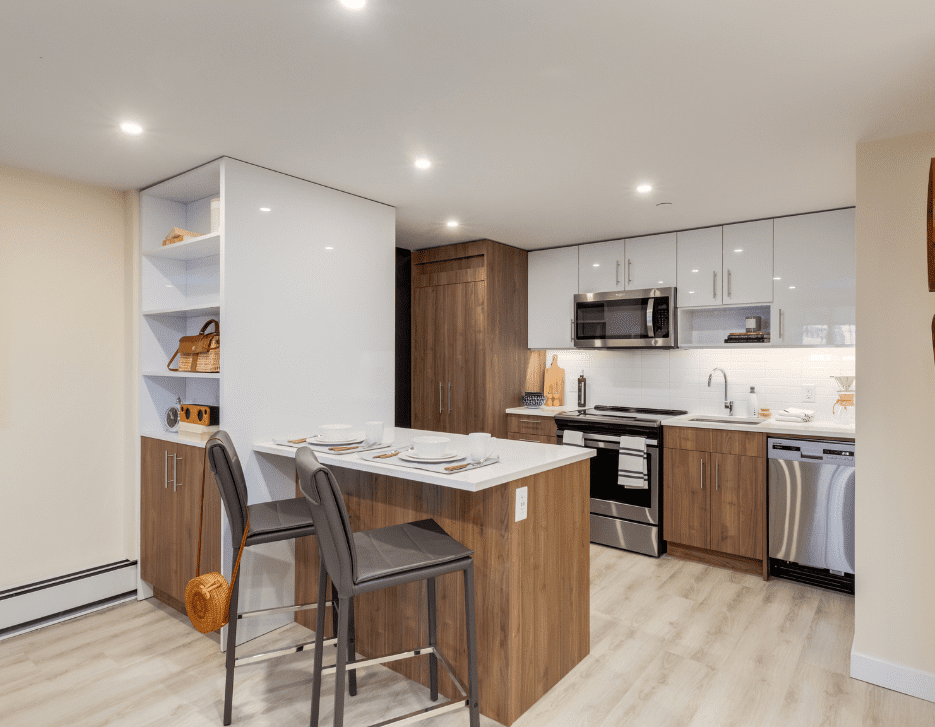 The International - One Bedroom Suites 3
