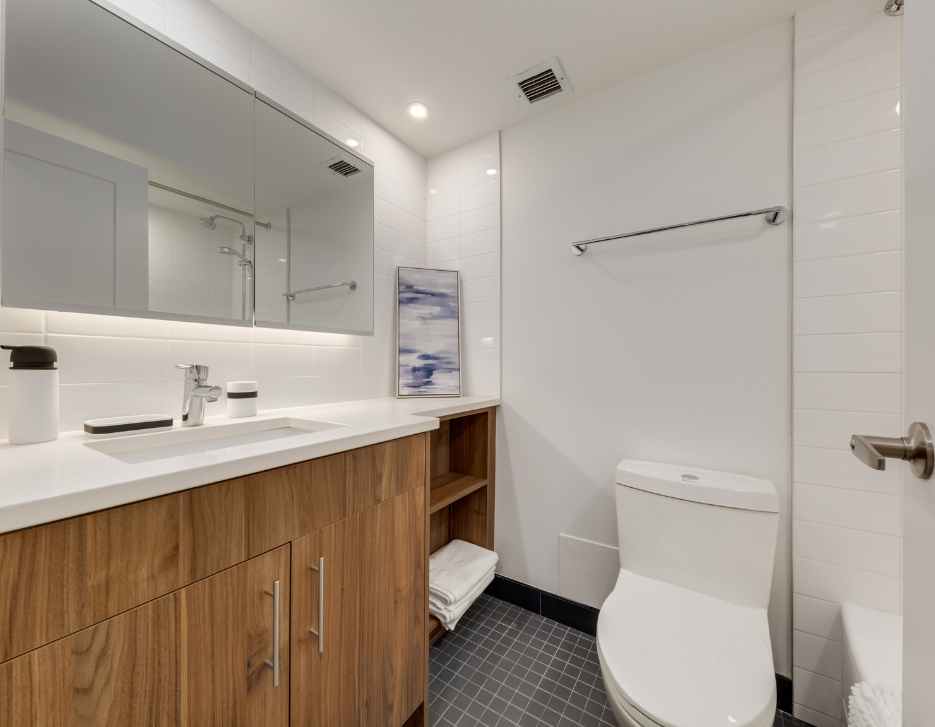 The International - One Bedroom Suites