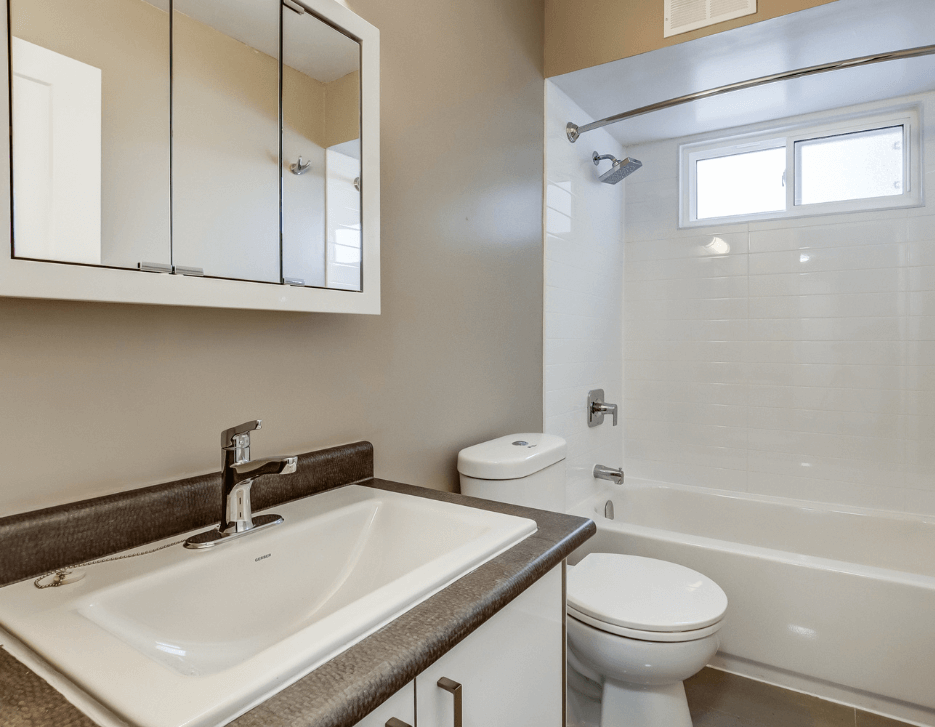 Aquitaine Avenue - One Bedroom Suites 5