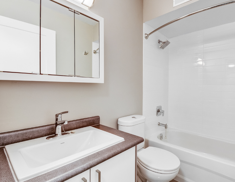 Aquitaine Avenue - One Bedroom Garden Homes 5