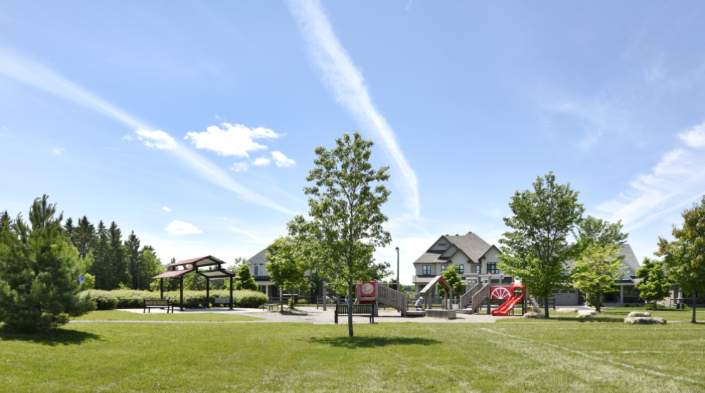 Mahogany Gallery New Homes in Manotick, Ottawa Minto