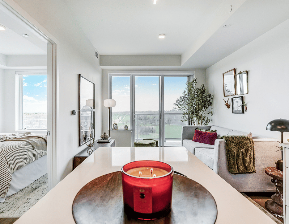 610 Martin Grove - One Bedroom Suites 2