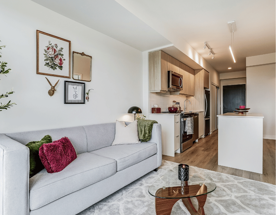 610 Martin Grove - One Bedroom Suites 4