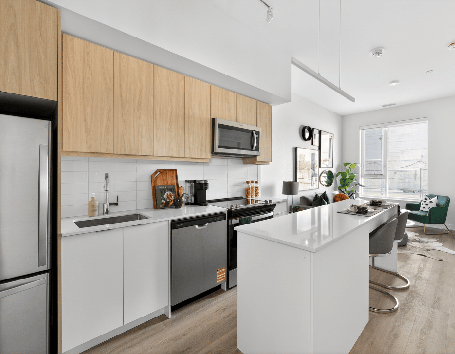 610 Martin Grove - Two Bedroom Suites