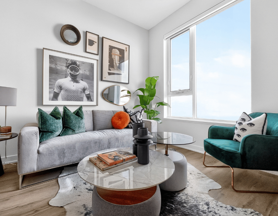 610 Martin Grove - Two Bedroom Suites 4